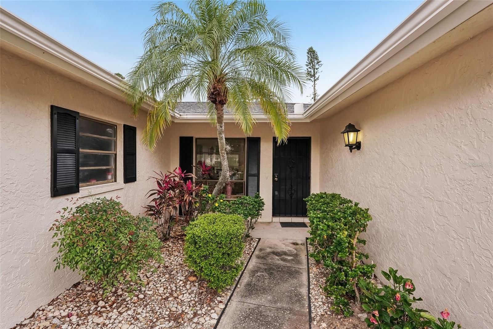 7094 FAIRWAY BEND CIRCLE 7094