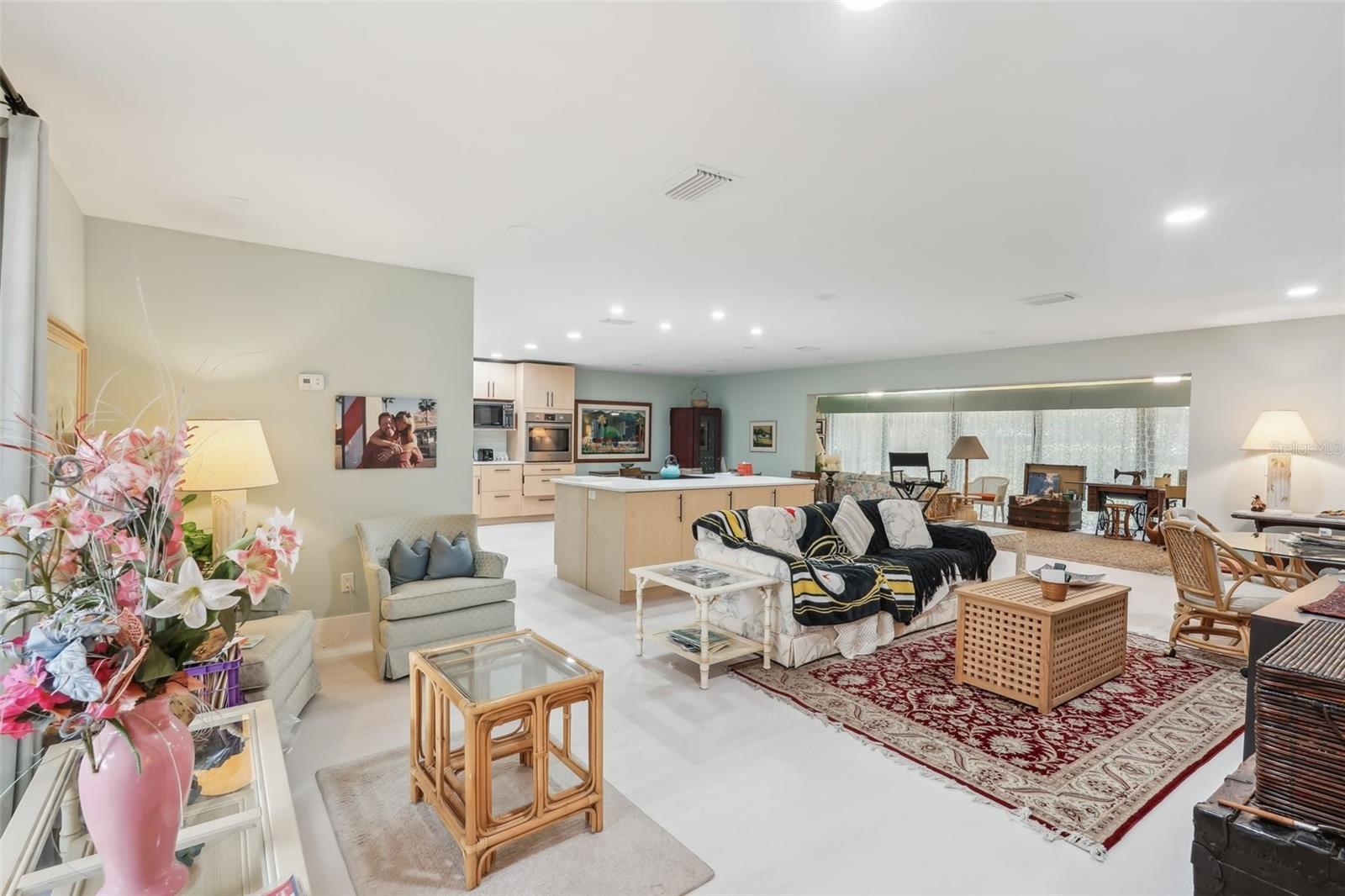 7094 FAIRWAY BEND CIRCLE 7094