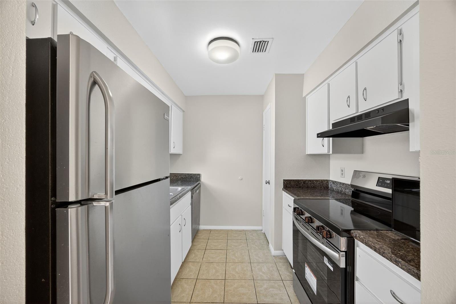 MANHATTAN PALMS CONDO - Residential