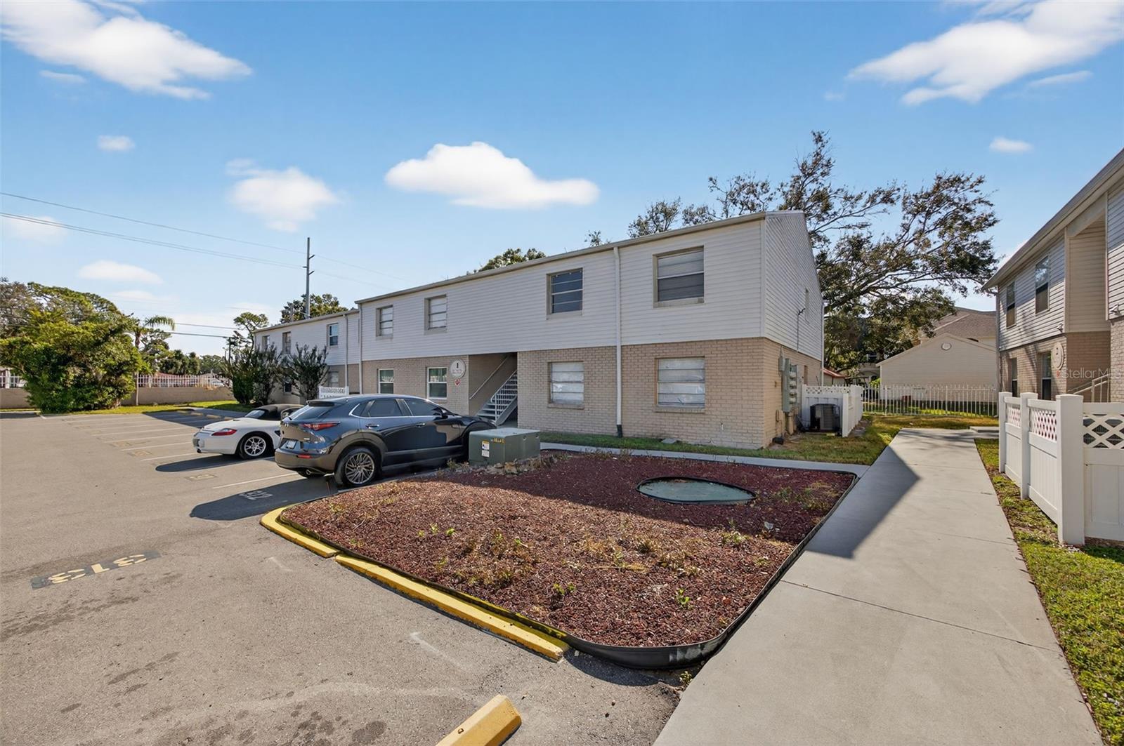 MANHATTAN PALMS CONDO - Residential