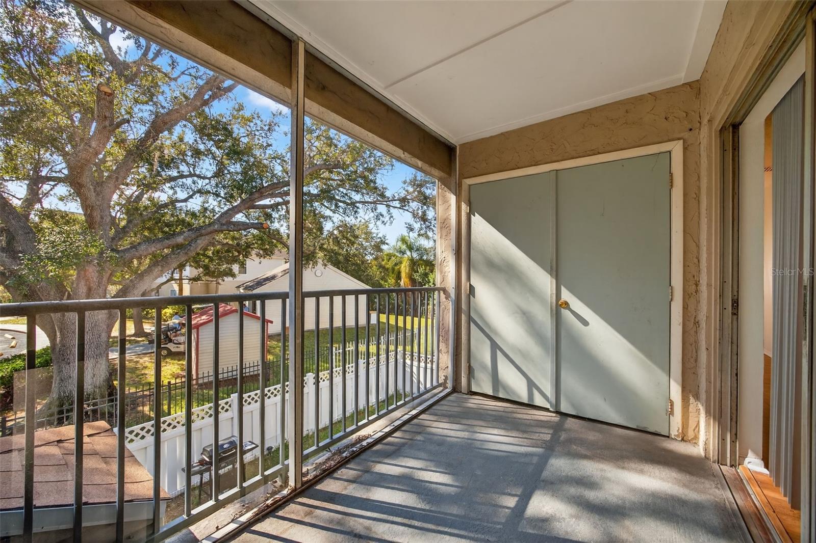 MANHATTAN PALMS CONDO - Residential