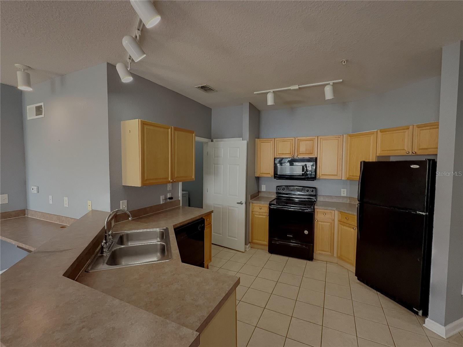 TERRACE RDG/TOWN CENTER EAST - Residential