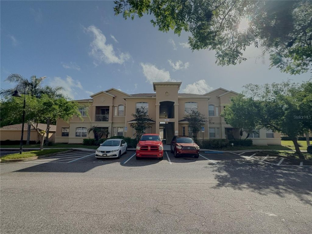Photo of 204 Terrace Ridge Circle #204, Davenport, FL 33896 (MLS # O6392765)