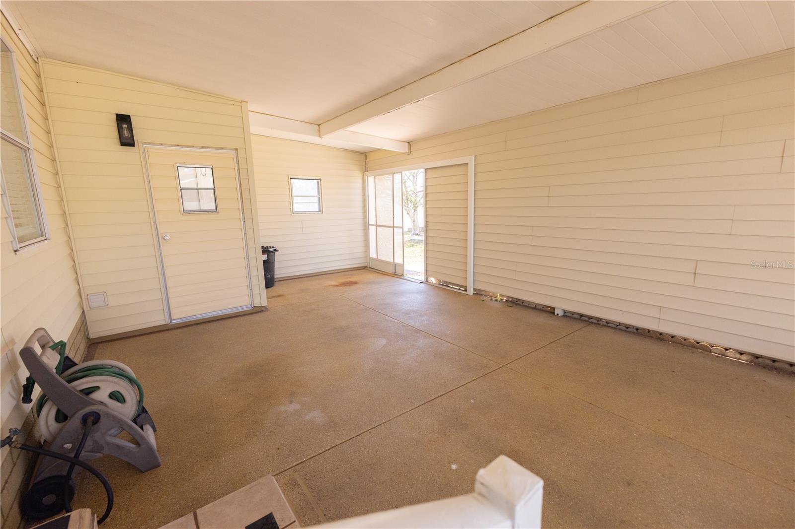 LADY LAKE ORANGE BLOSSOM GARDENS UNIT 06 - Residential