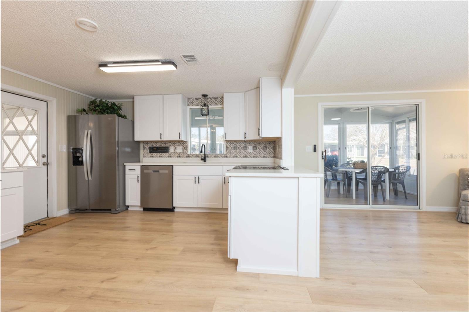 LADY LAKE ORANGE BLOSSOM GARDENS UNIT 06 - Residential