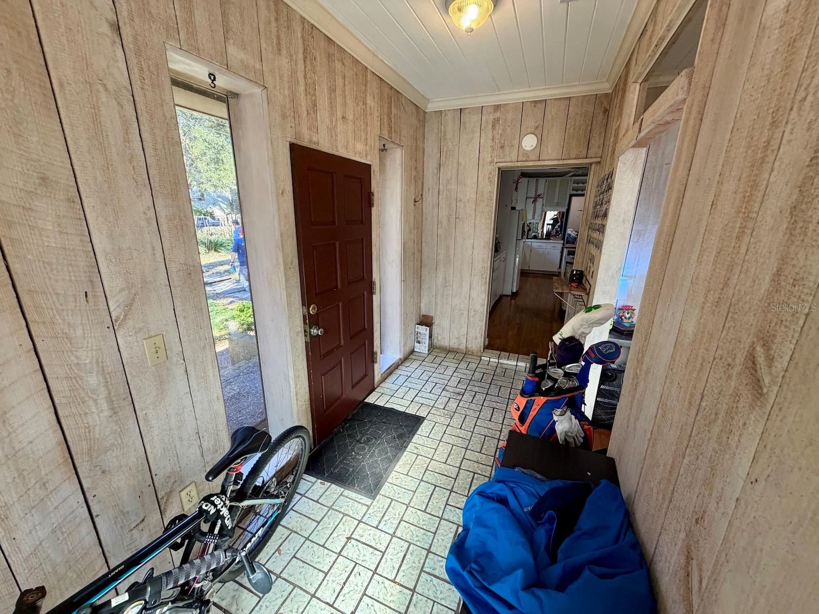 UNIVERSITY PARK - Residential Income