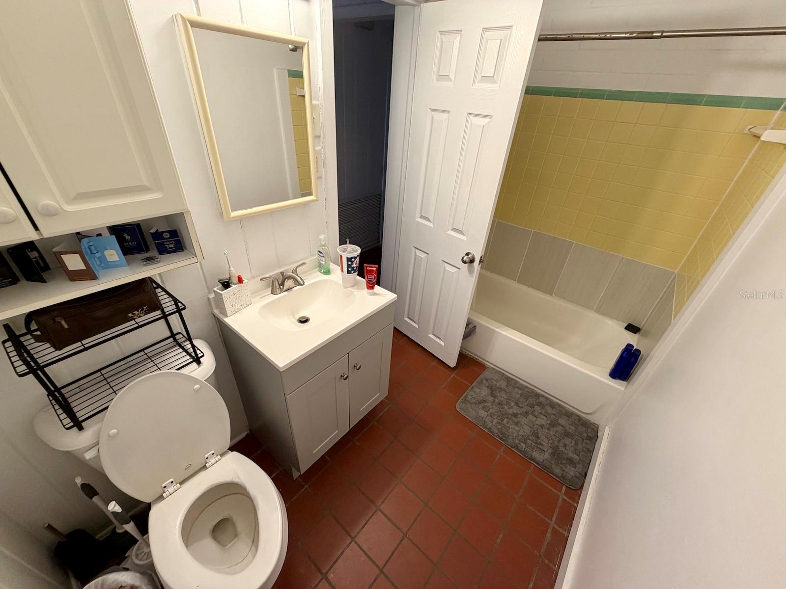 UNIVERSITY PARK - Residential Income