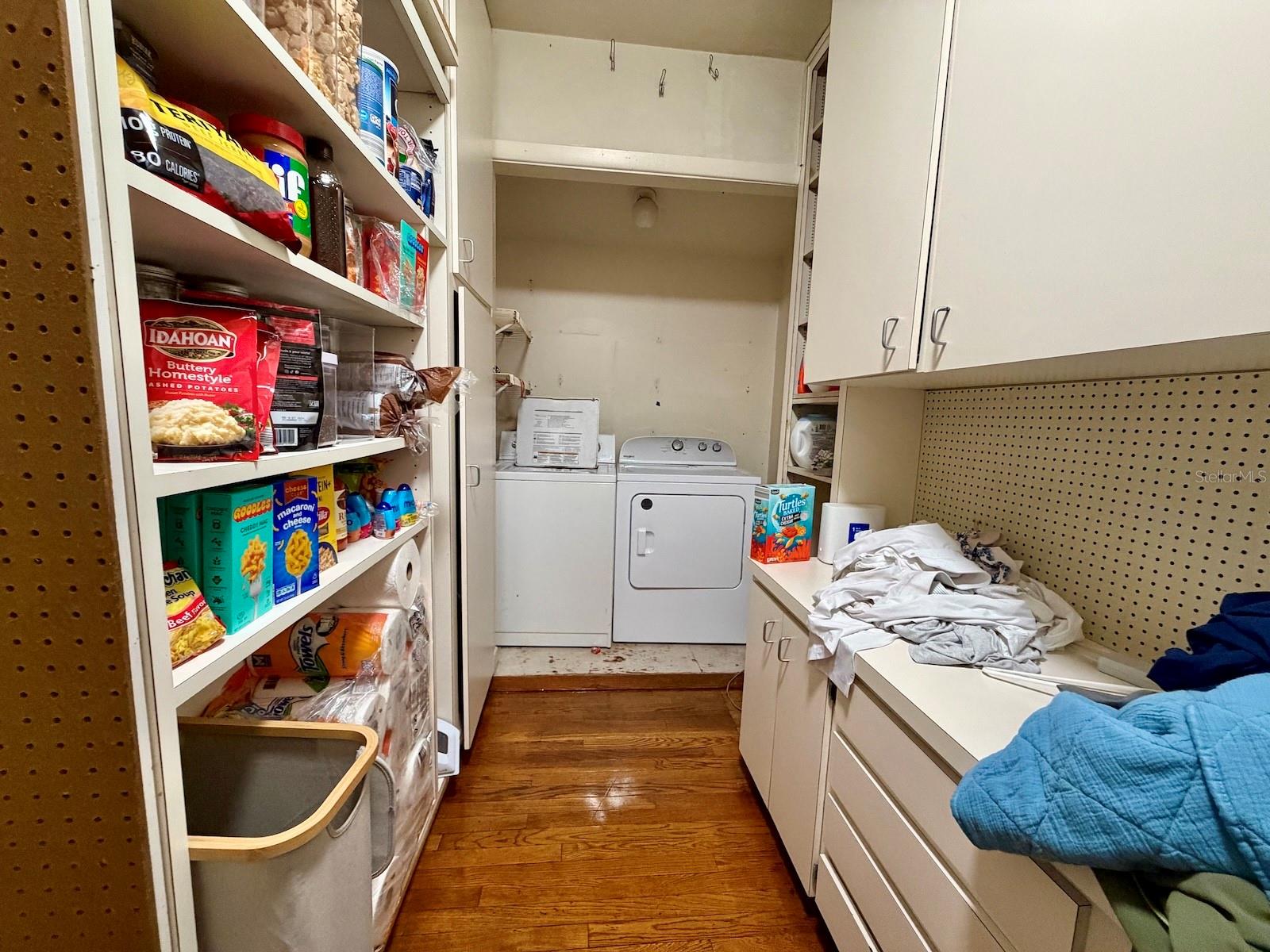 UNIVERSITY PARK - Residential Income