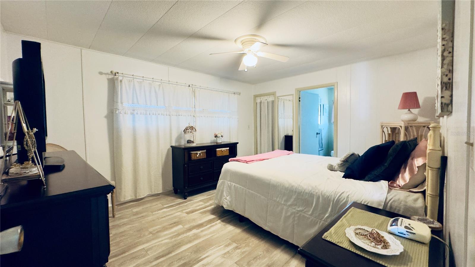 HARBOR COVE - Residential