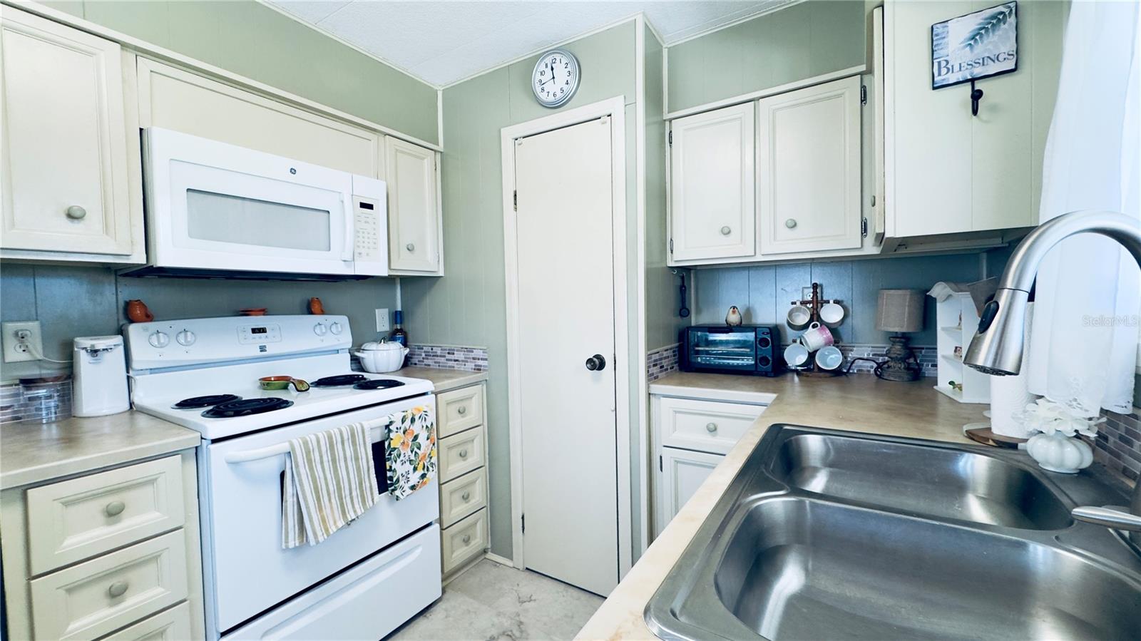 HARBOR COVE - Residential