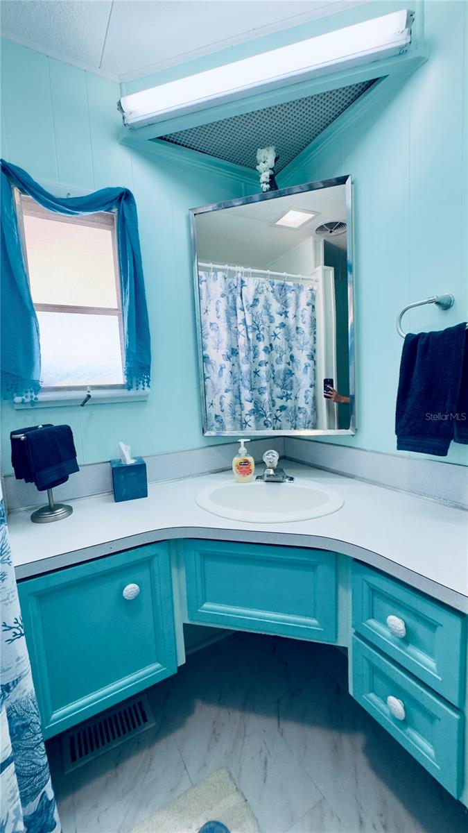 HARBOR COVE - Residential