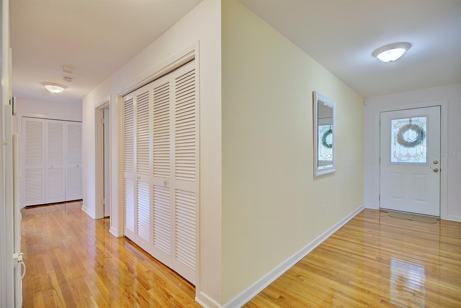 TOWN & COUNTRY ESTATES - Residential