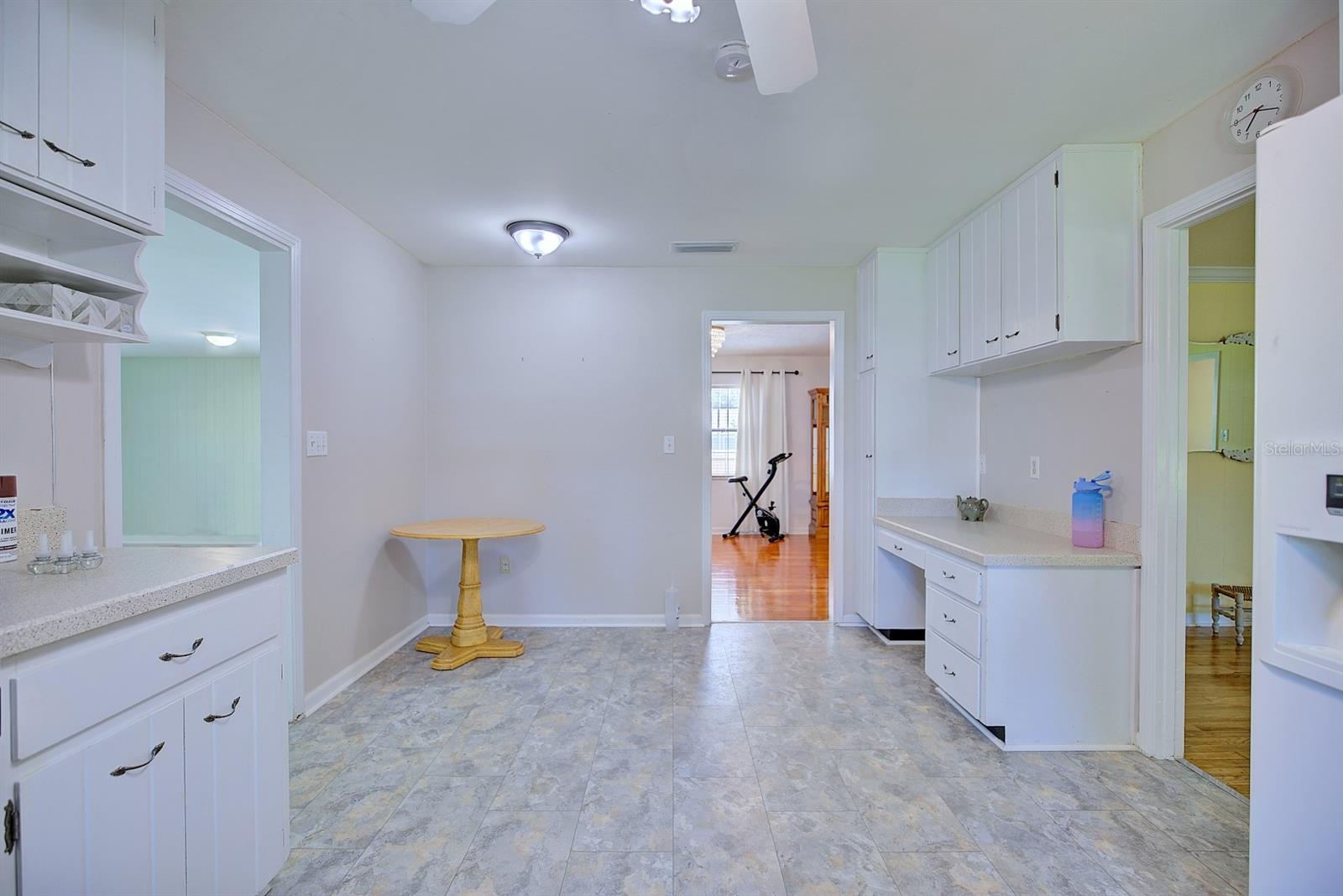 TOWN & COUNTRY ESTATES - Residential