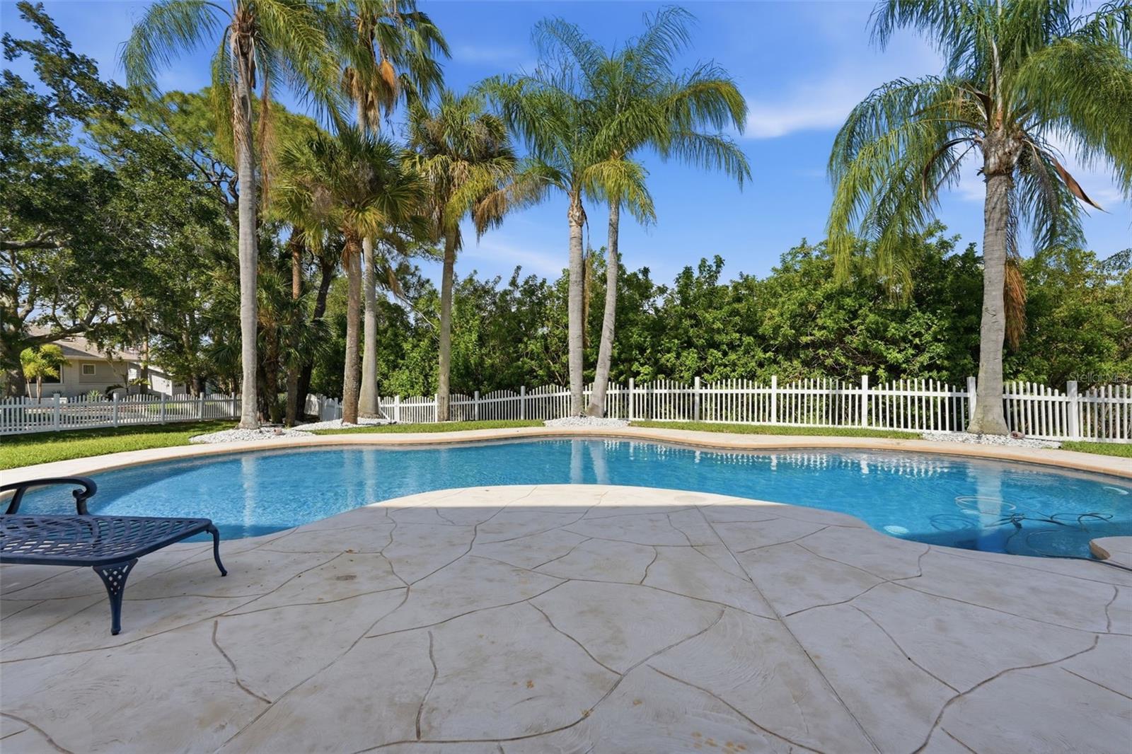 GULF HARBORS WOODLANDS - Residential