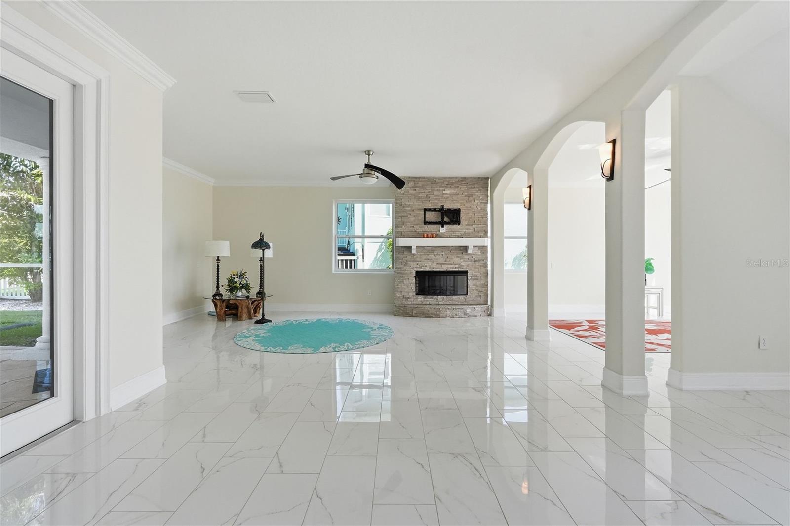 GULF HARBORS WOODLANDS - Residential