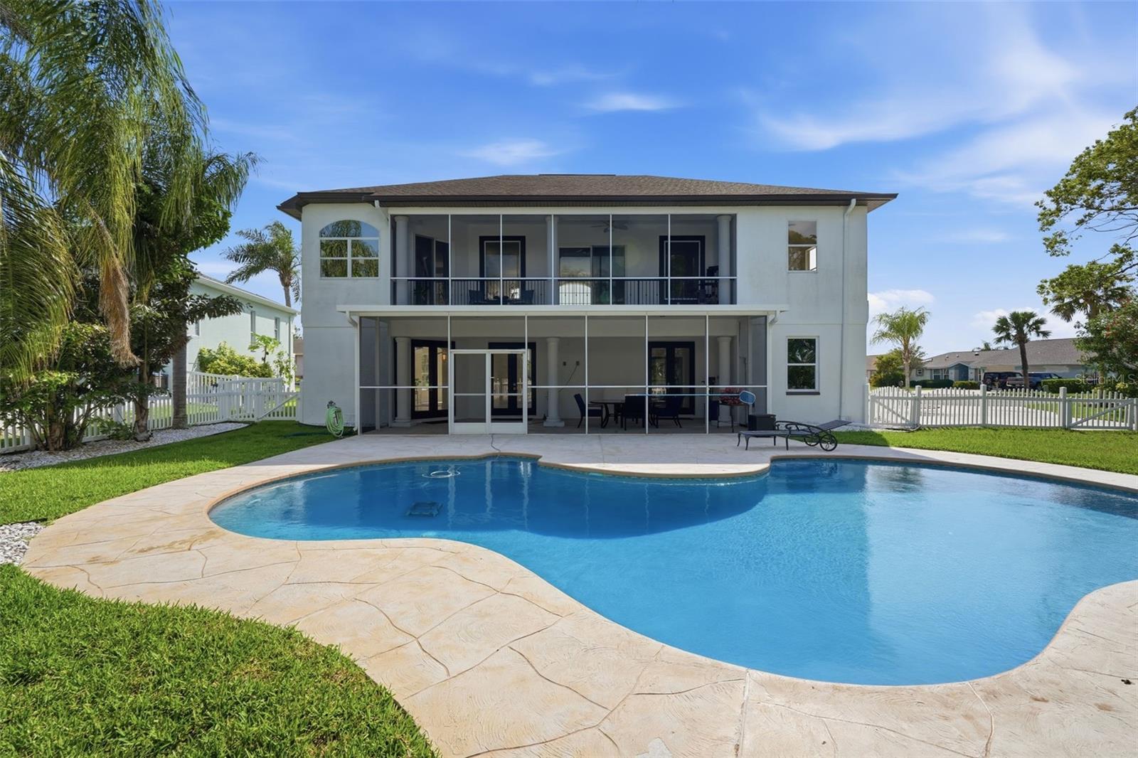 GULF HARBORS WOODLANDS - Residential
