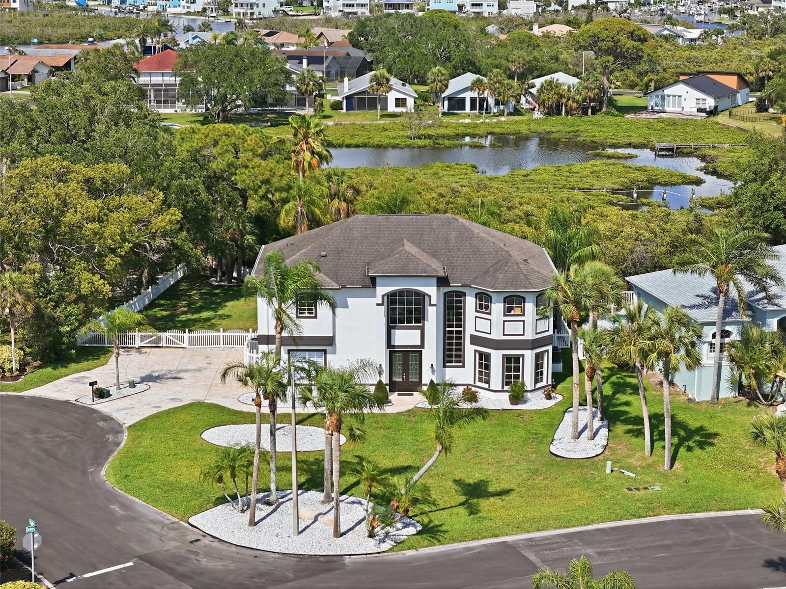 GULF HARBORS WOODLANDS - Residential