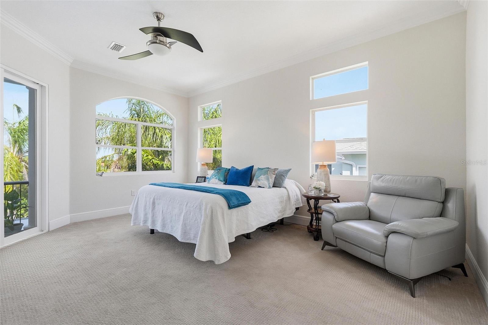 GULF HARBORS WOODLANDS - Residential