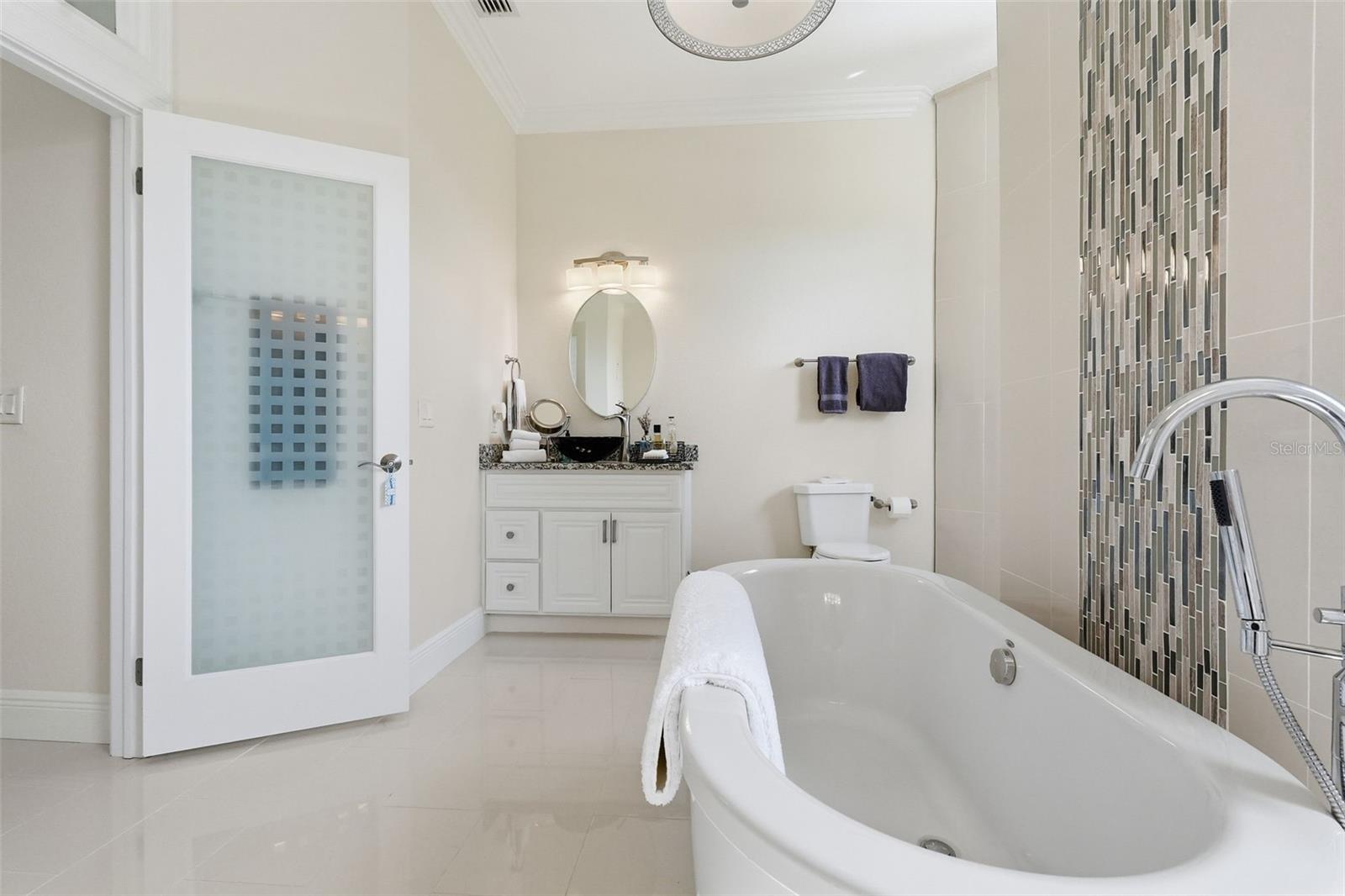 GULF HARBORS WOODLANDS - Residential