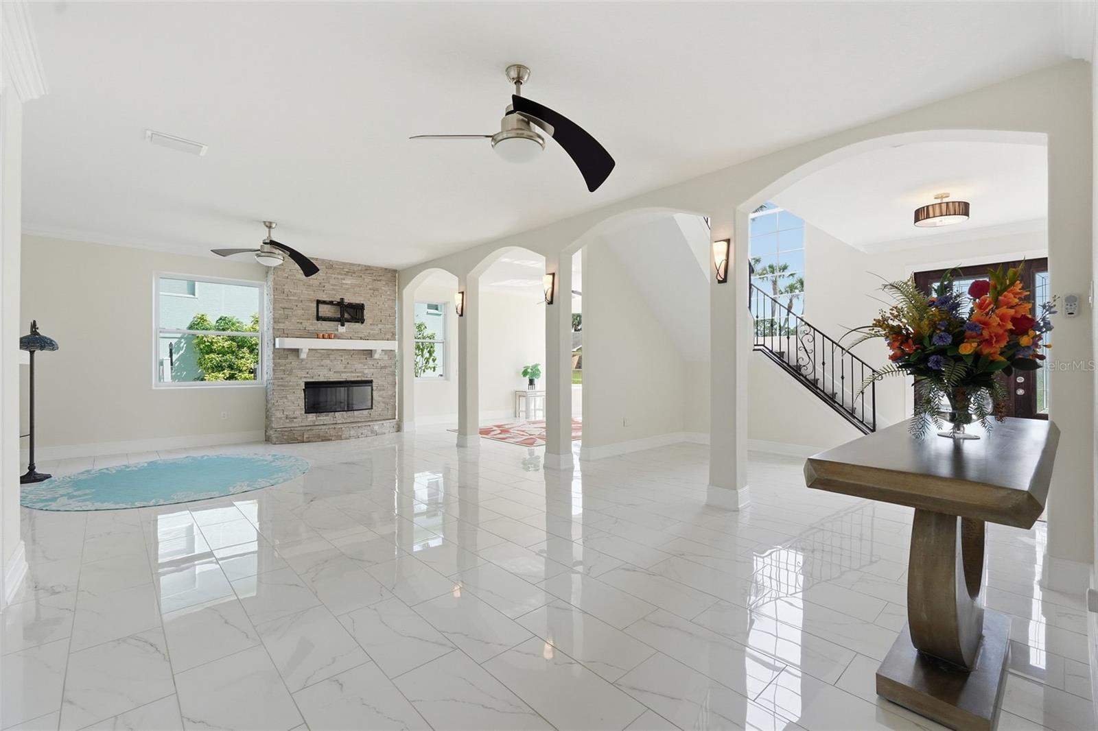 GULF HARBORS WOODLANDS - Residential