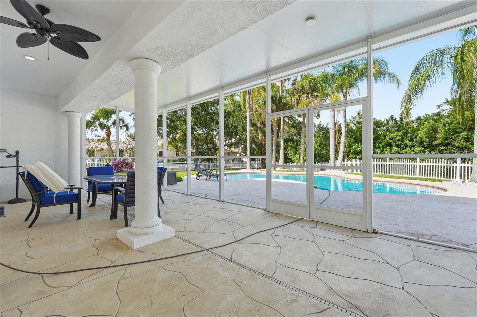 GULF HARBORS WOODLANDS - Residential