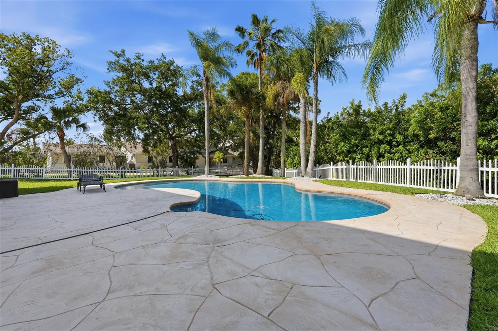 GULF HARBORS WOODLANDS - Residential
