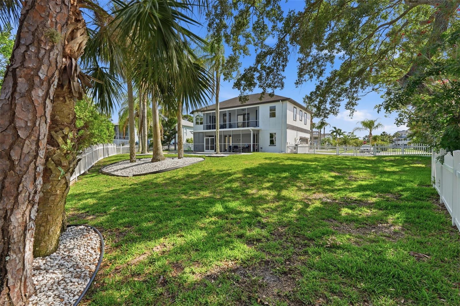 GULF HARBORS WOODLANDS - Residential