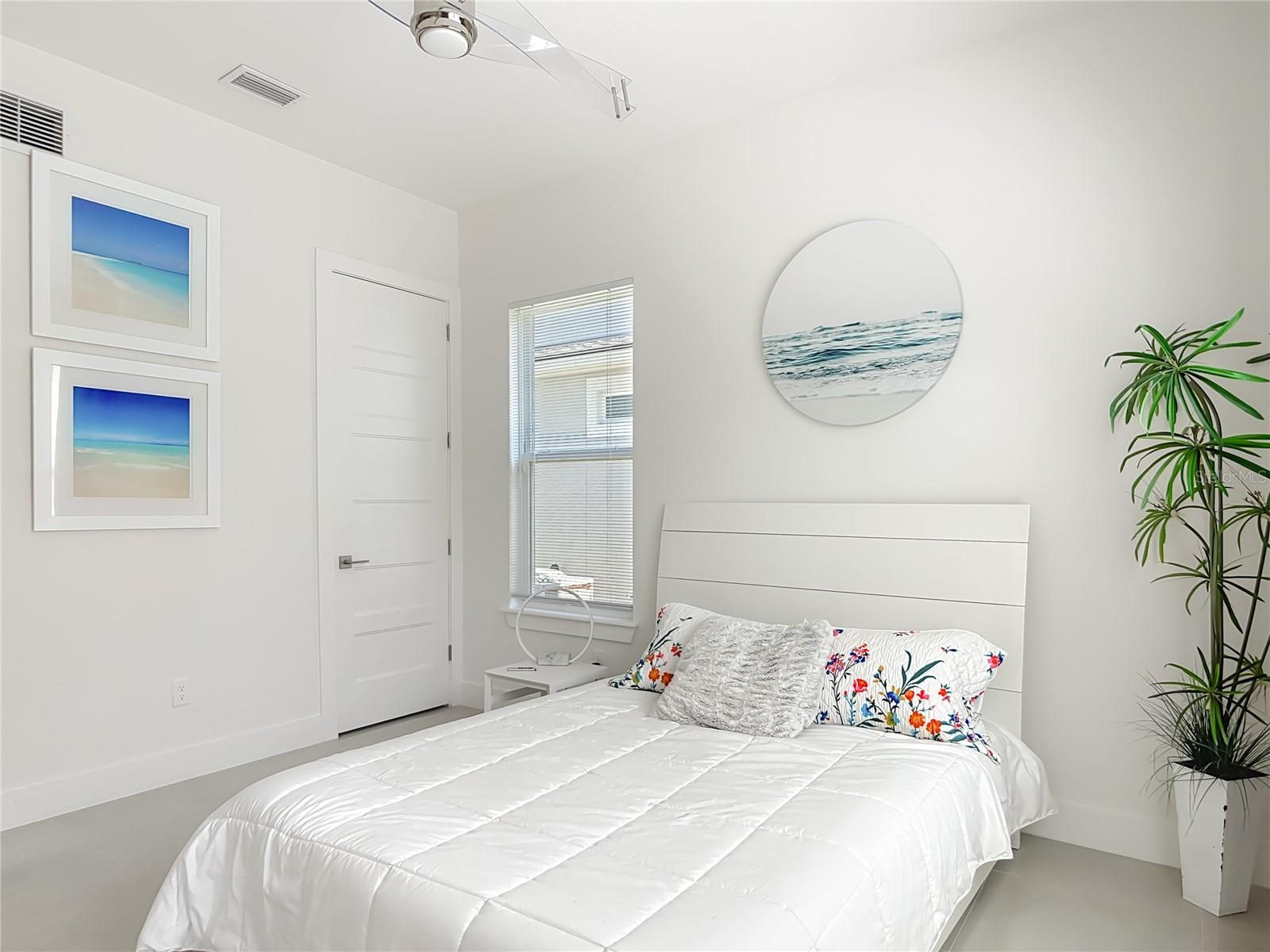 VERONA VILLAS SUB - Residential Lease