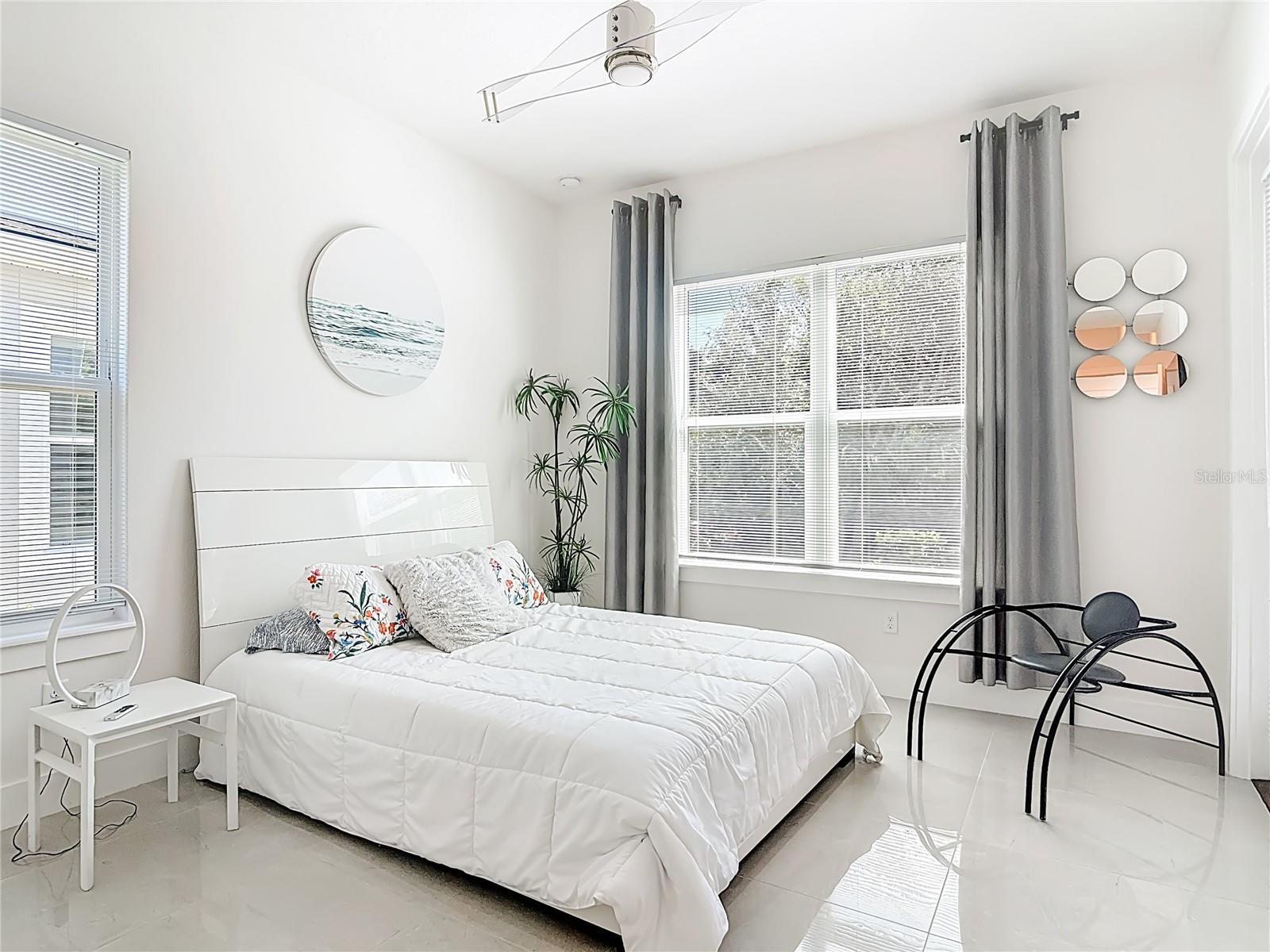 VERONA VILLAS SUB - Residential Lease