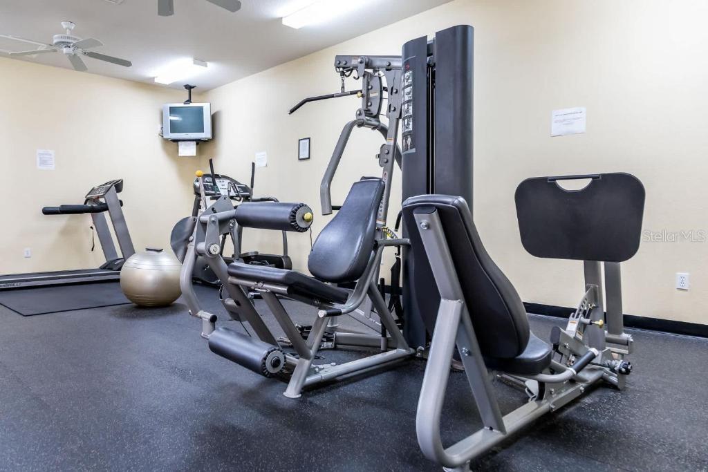 CLUB CORTILE CONDO PH 6 - Residential Lease