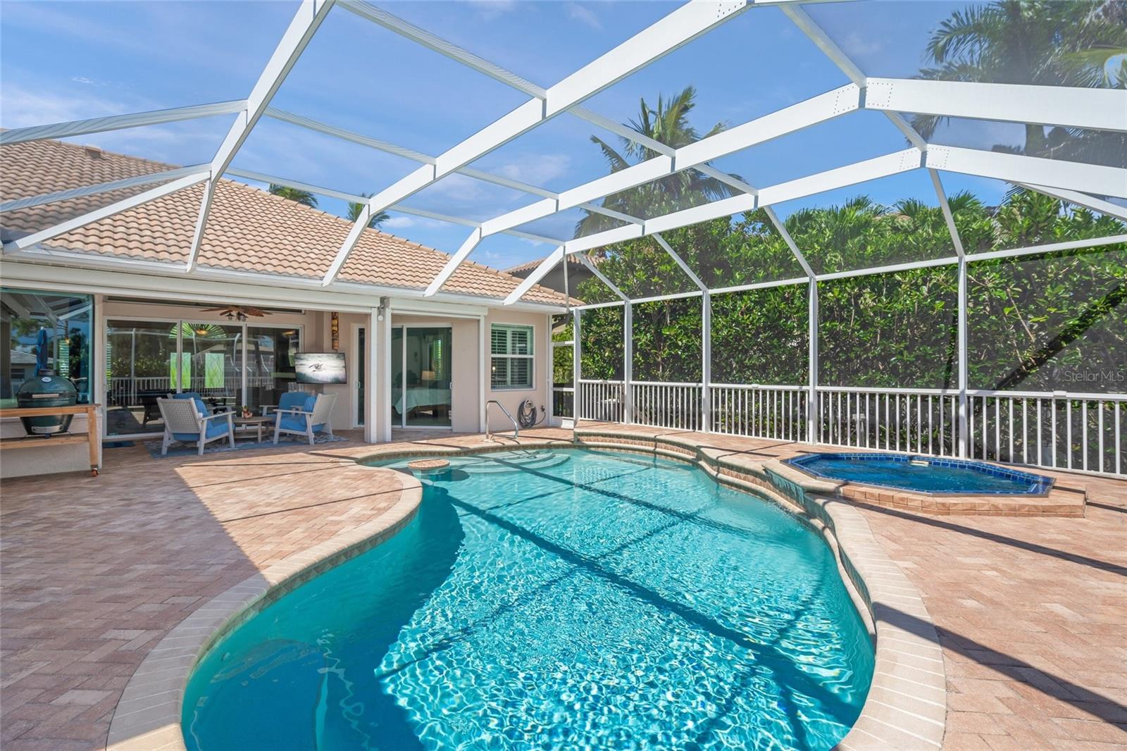 ENGLEWOOD ISLES SUB - Residential