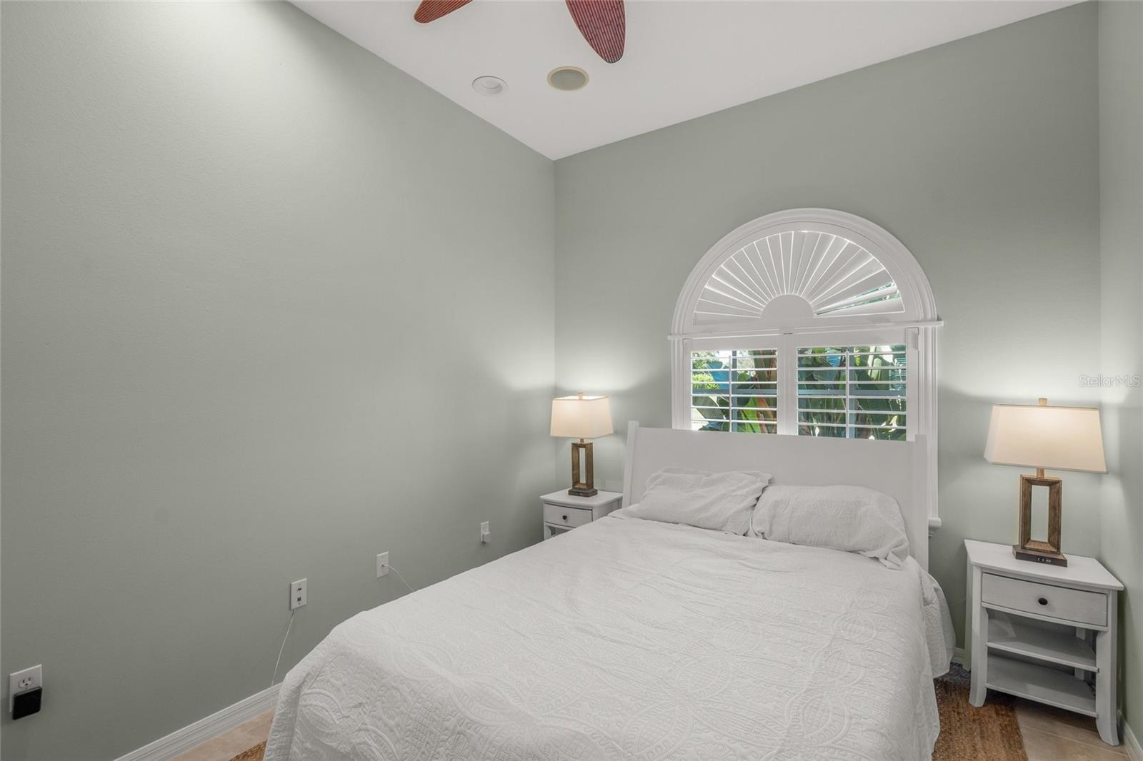ENGLEWOOD ISLES SUB - Residential