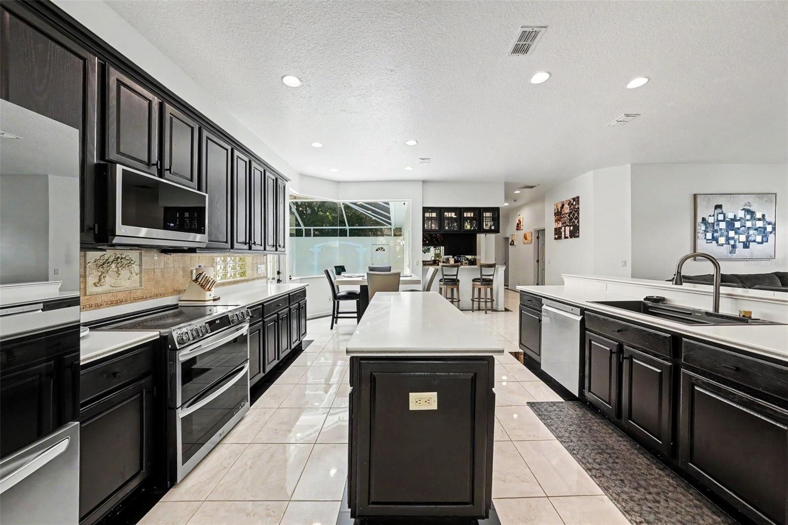 2528 CENTENNIAL FALCON DR