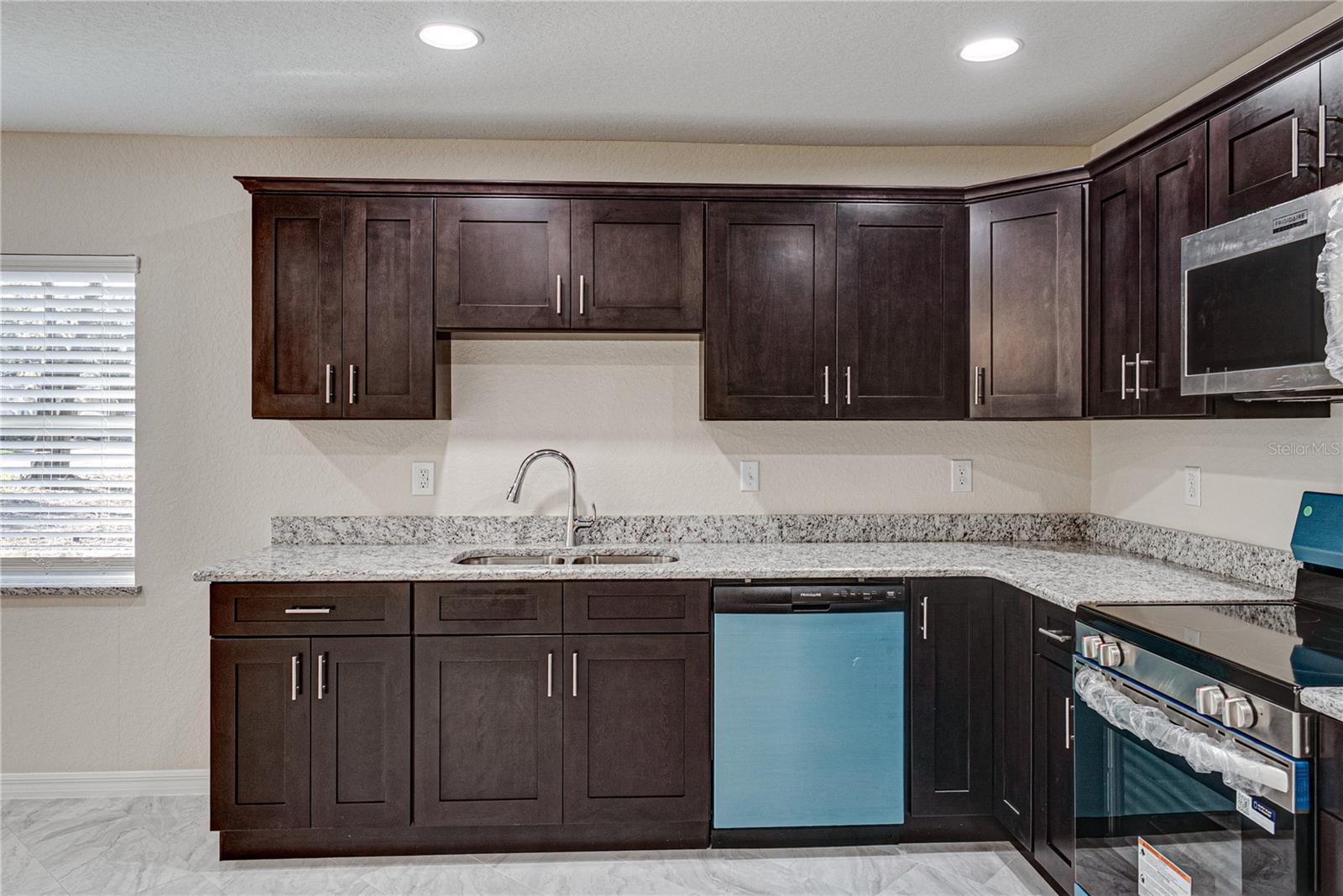 SOUTH FLORIDA RR ADD - Residential