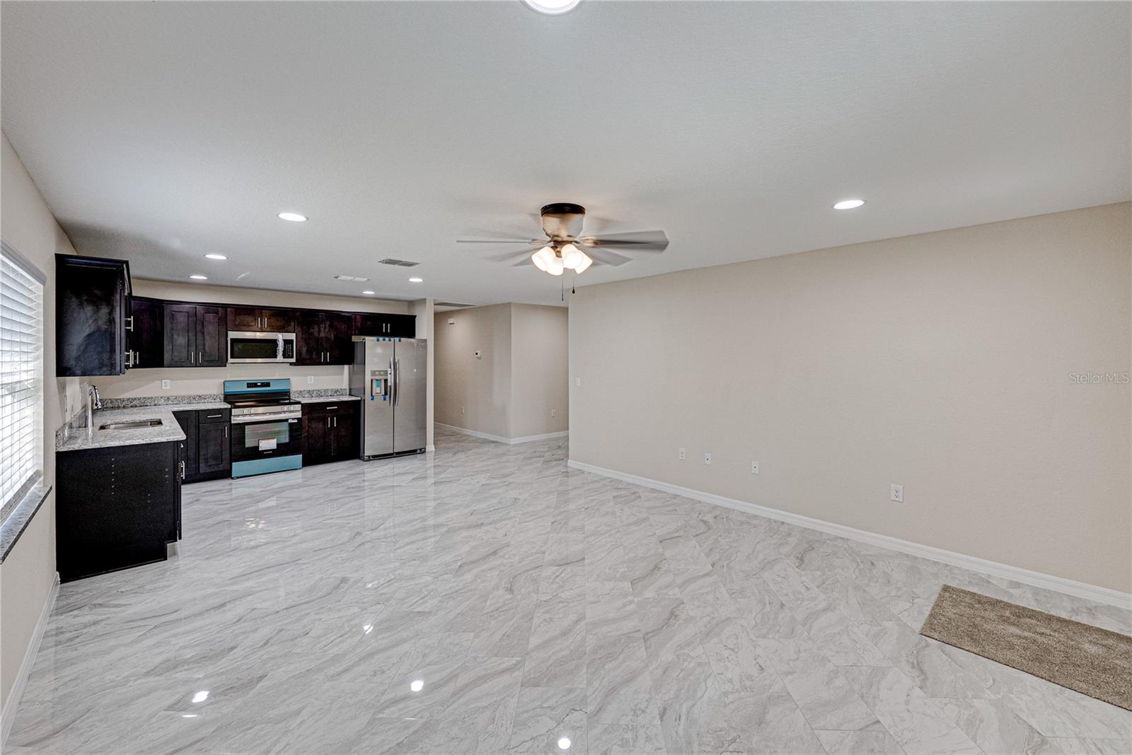 SOUTH FLORIDA RR ADD - Residential