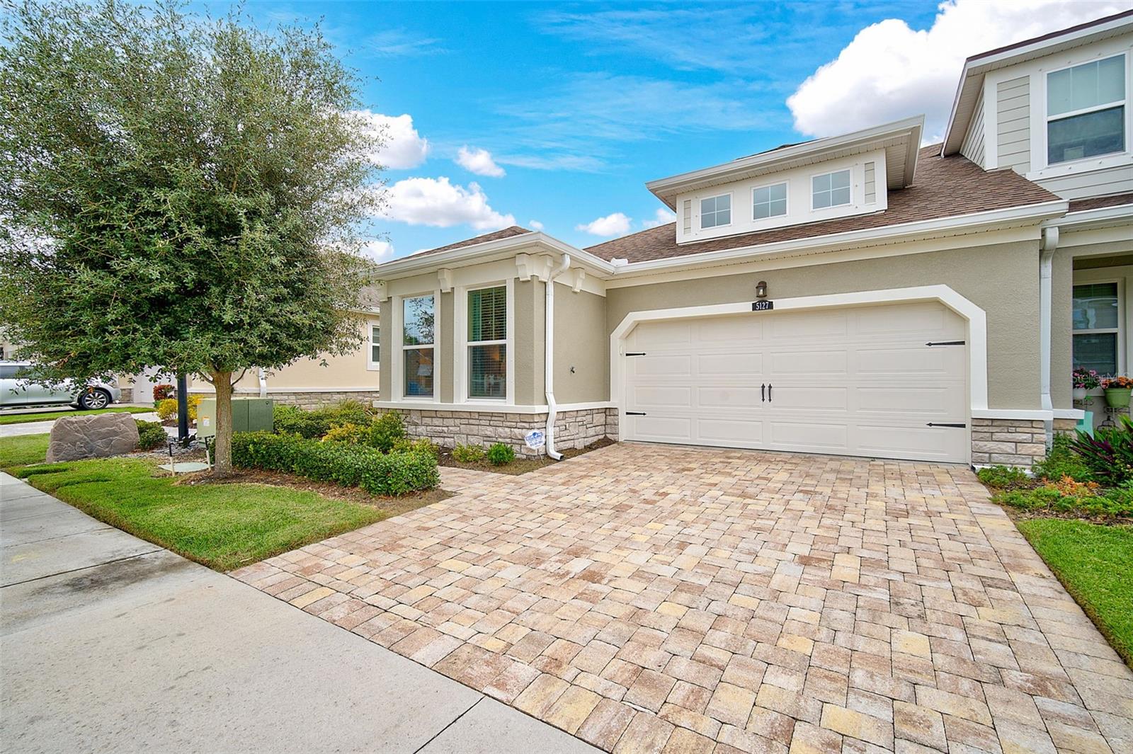 ENCLAVE/FRST LAKES - Residential