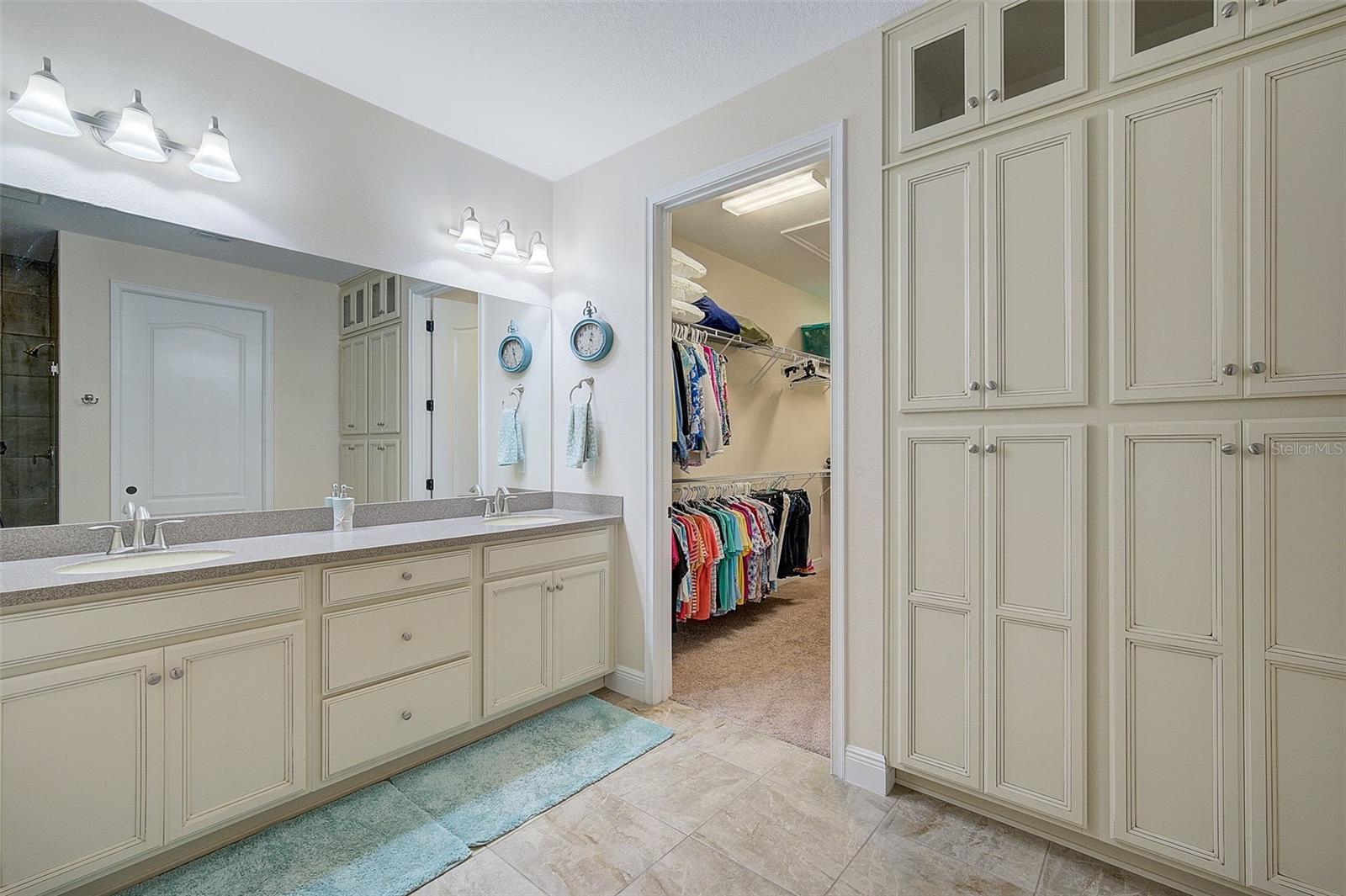 ENCLAVE/FRST LAKES - Residential