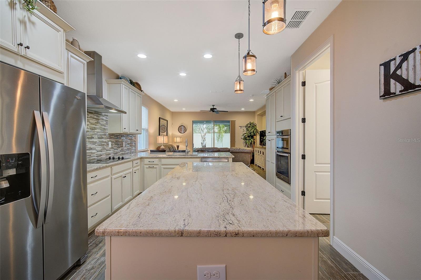 ENCLAVE/FRST LAKES - Residential