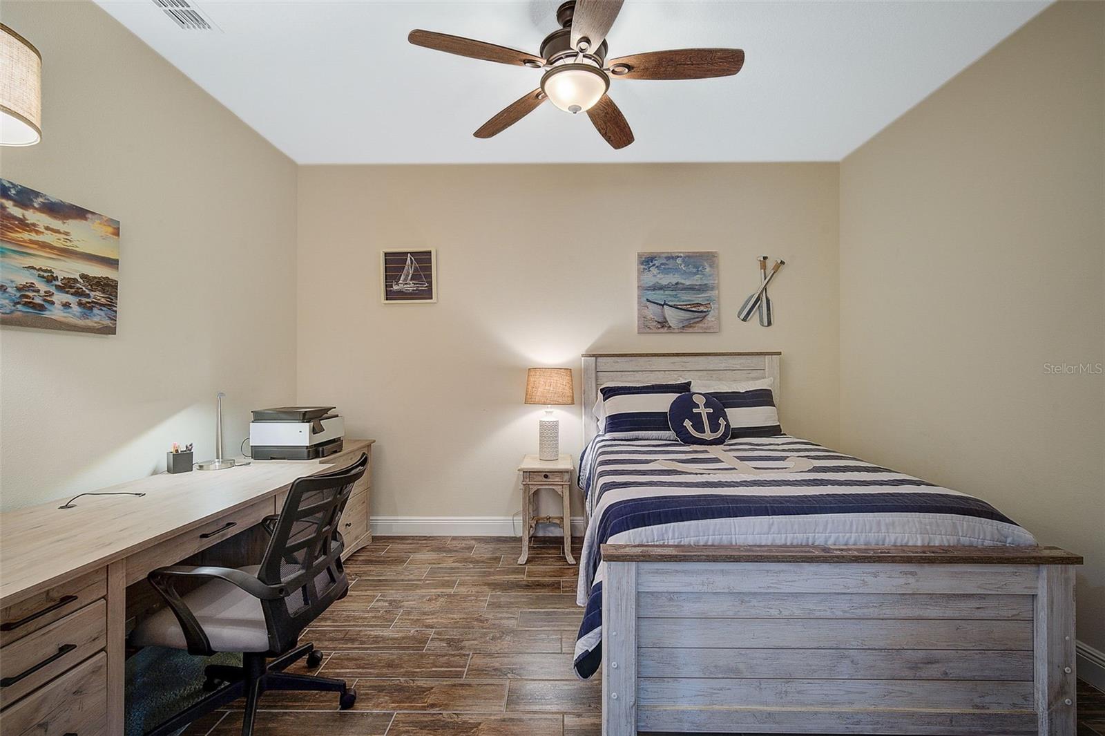 ENCLAVE/FRST LAKES - Residential