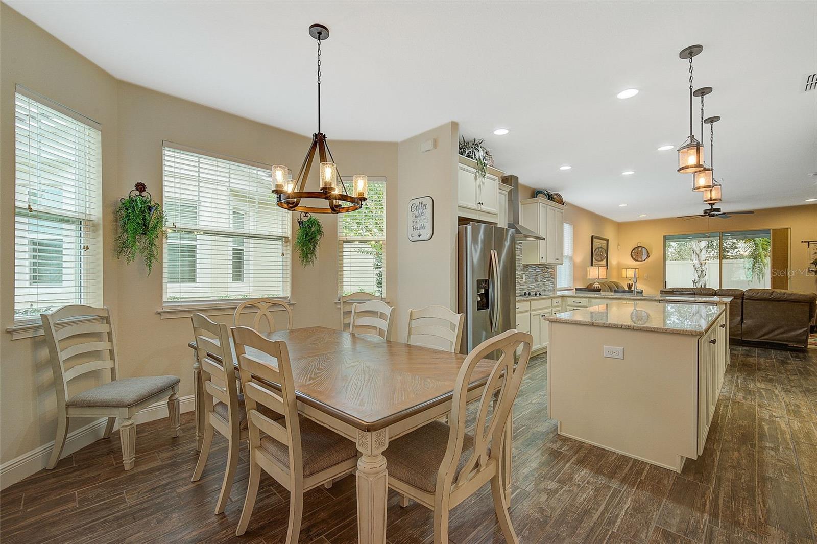 ENCLAVE/FRST LAKES - Residential