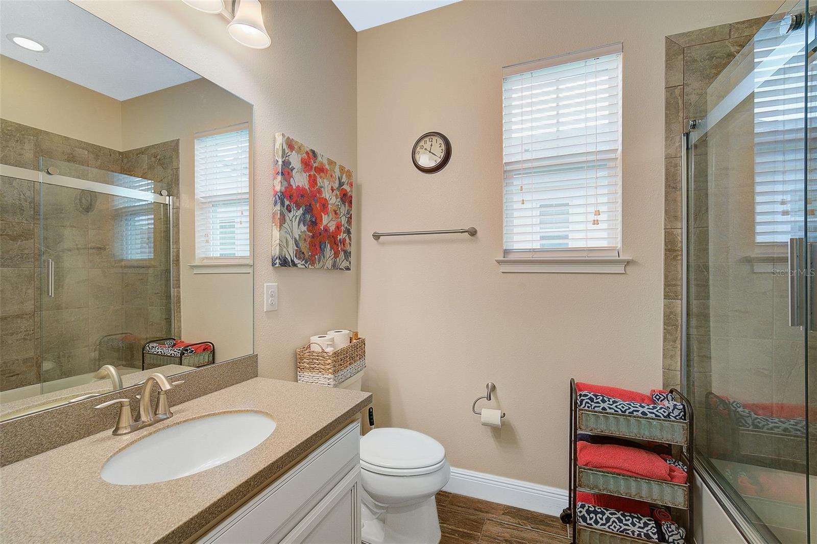 ENCLAVE/FRST LAKES - Residential