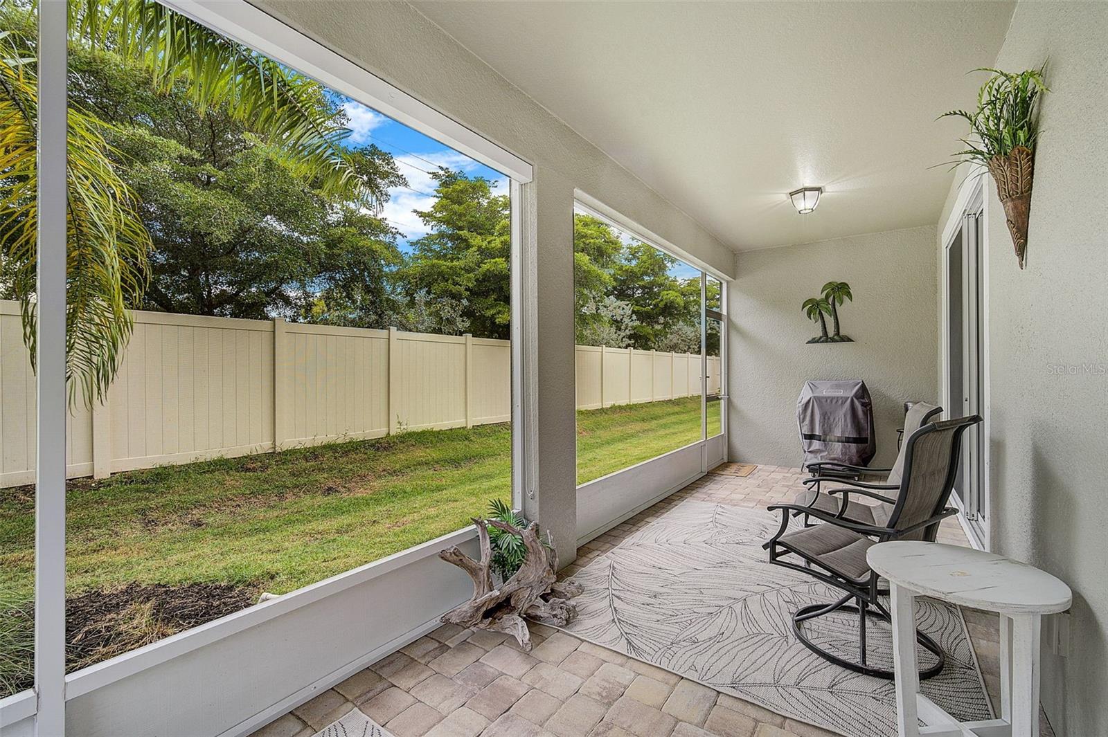 ENCLAVE/FRST LAKES - Residential