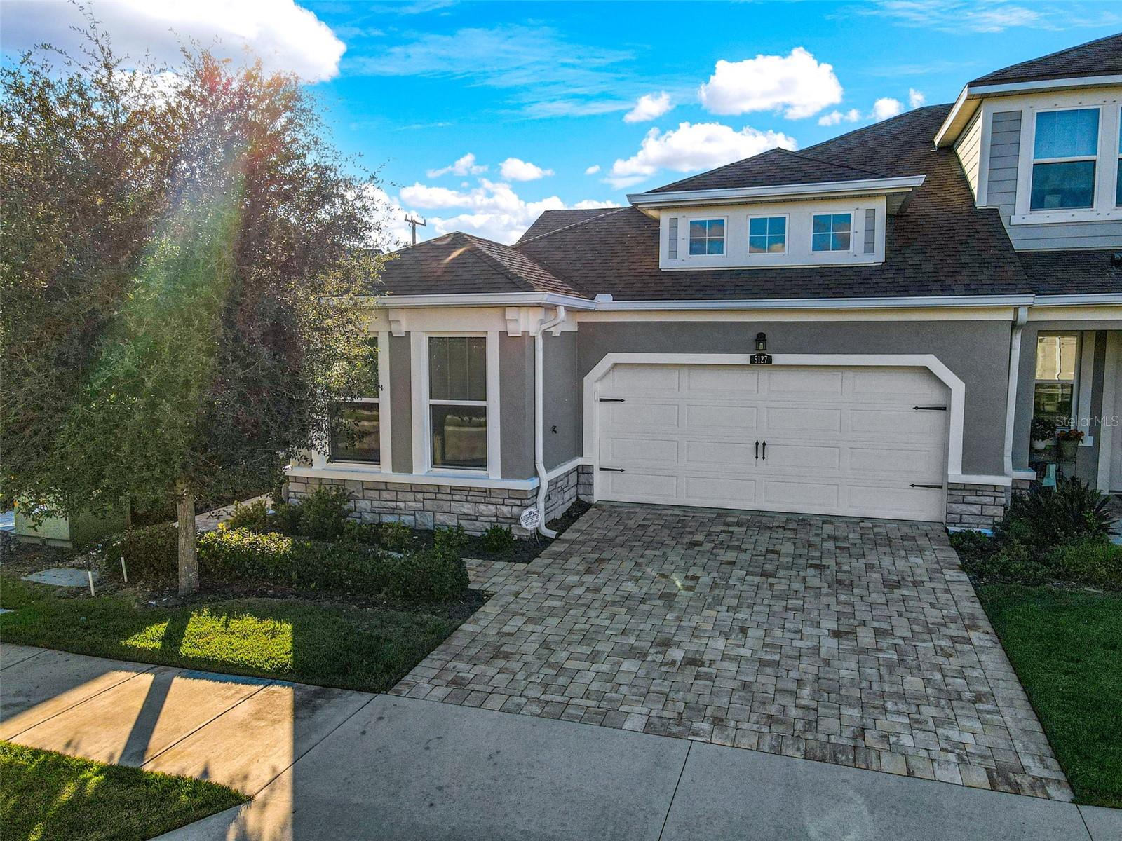 ENCLAVE/FRST LAKES - Residential