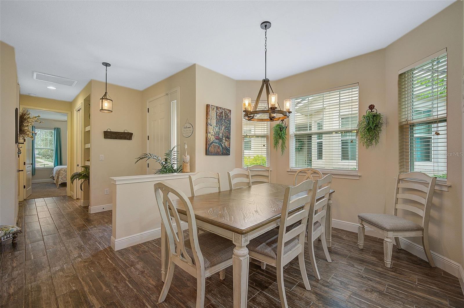 ENCLAVE/FRST LAKES - Residential