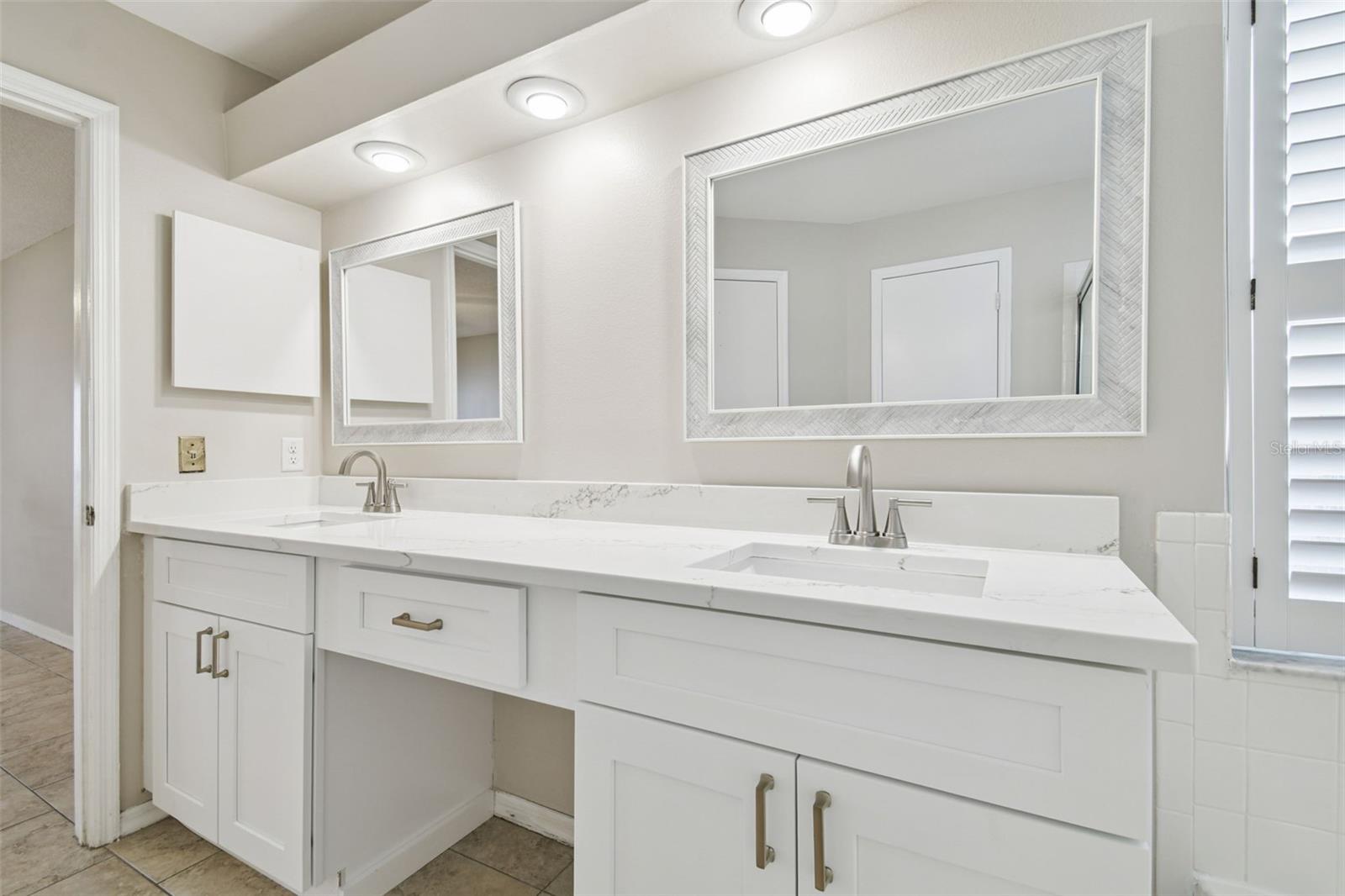 WILDEWOOD VILLAGE SUB - Residential Lease