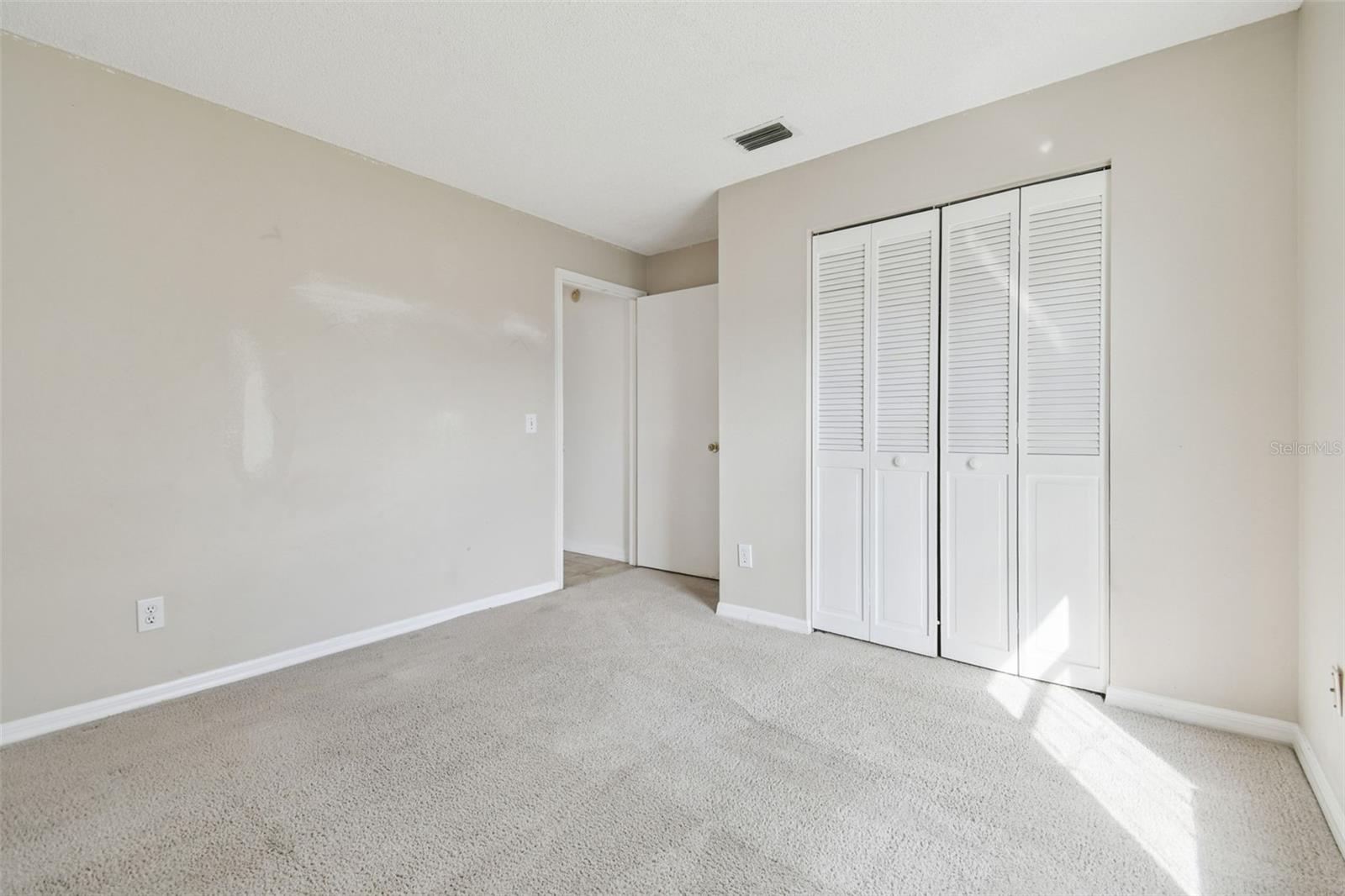 WILDEWOOD VILLAGE SUB - Residential Lease