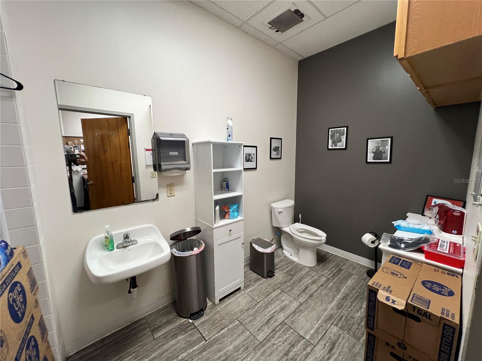 UNPLATTED - Commercial Lease