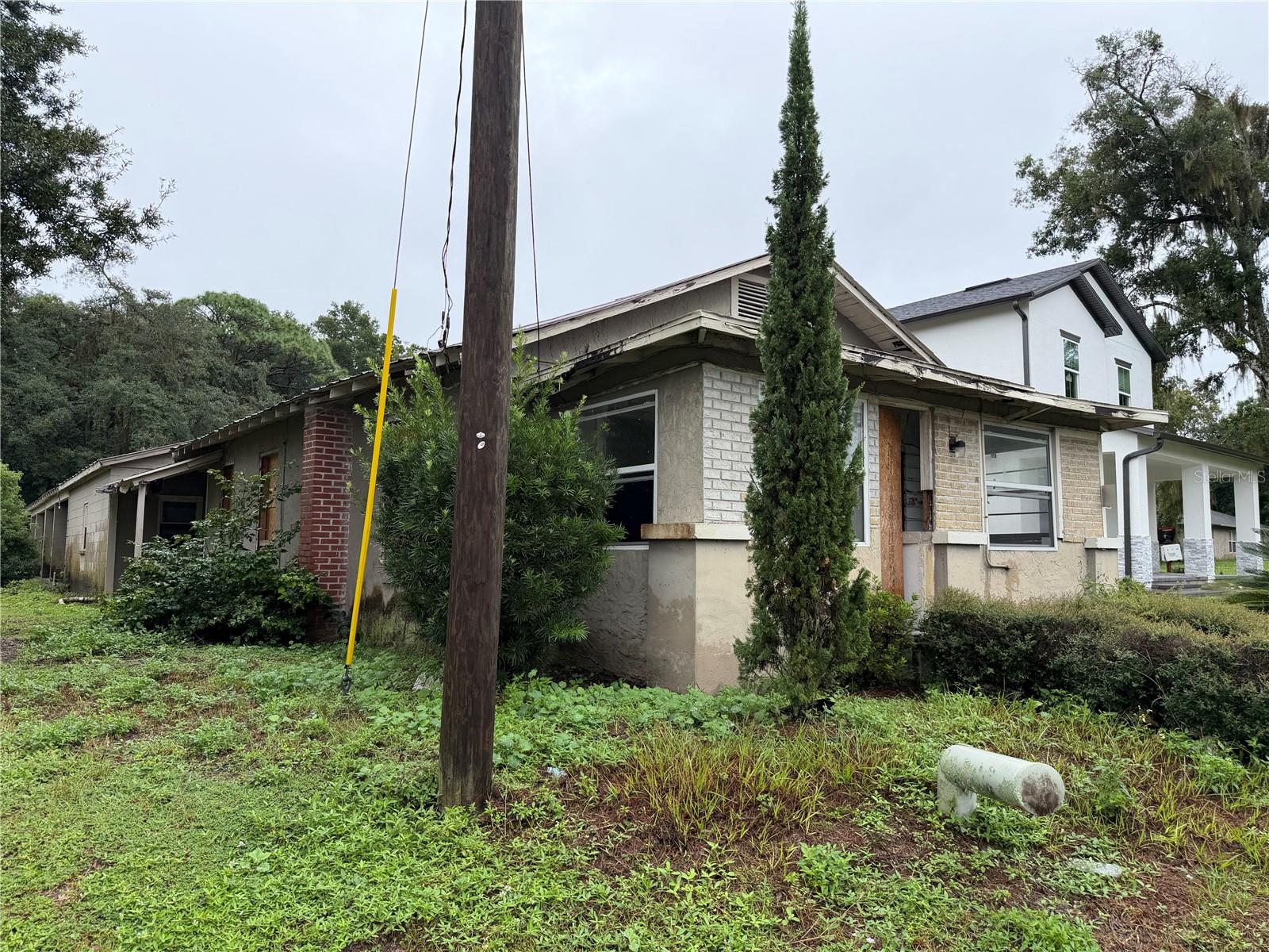 2311 S RONALD REAGAN BOULEVARD