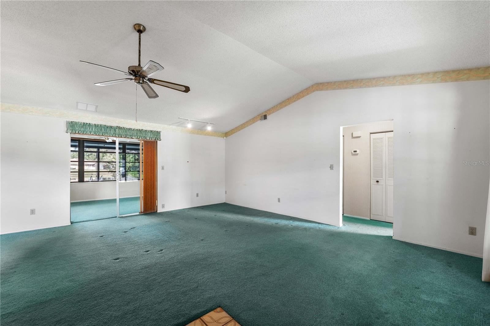 1949 TAMPA BAY DRIVE