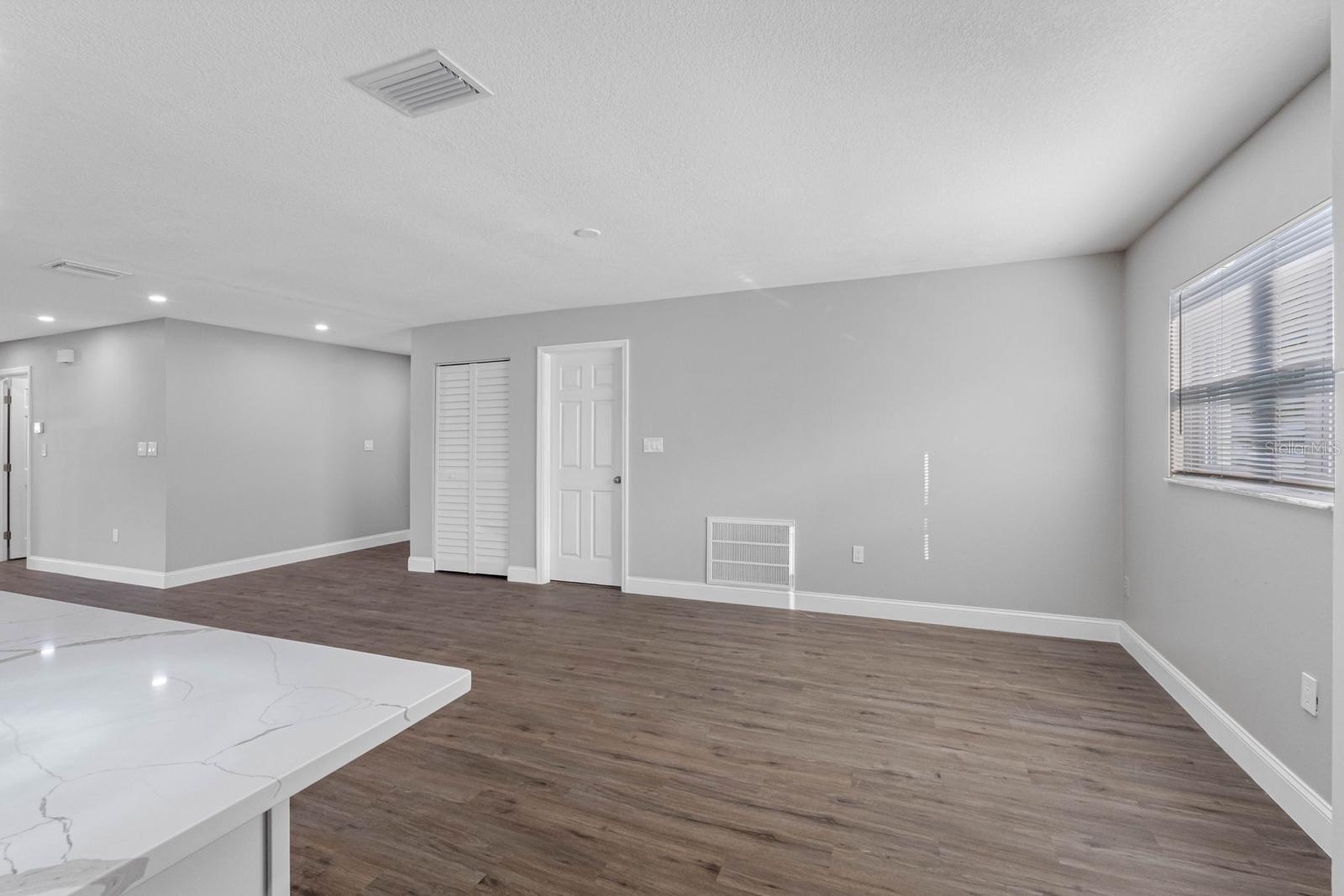 BAY PORT COLONY PH III UN 1 - Residential